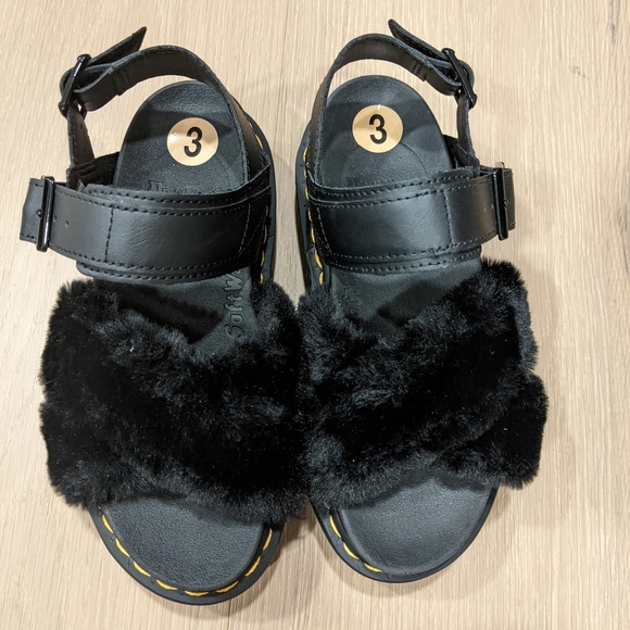 Kids Dr. Martens NWOT - Picture 9 of 10